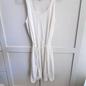 Heartloom white bubble hem dress with tie waist